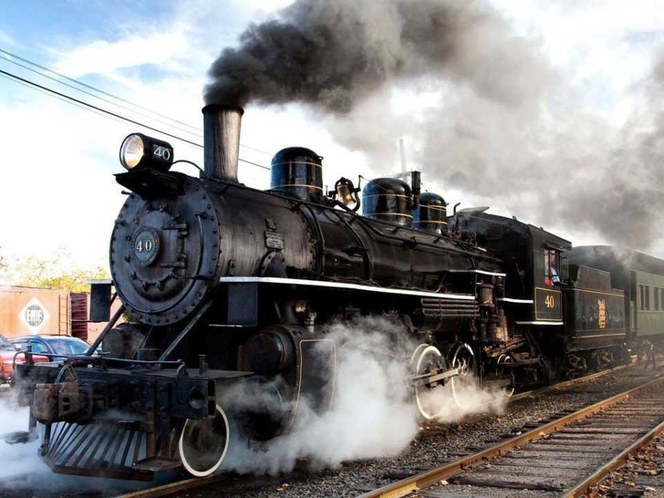 How much does it cost to build a one kilometer railway track
